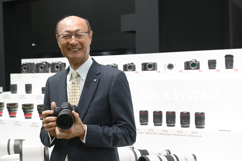 Tsuyoshi Tokura, vicepresidente de Canon, nos habla de los objetivos RF en la Feria CP+2026 en Japón